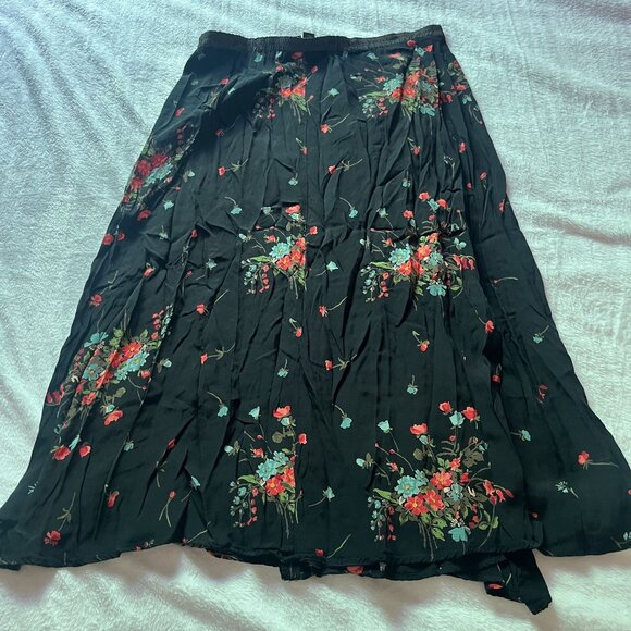 Carole Little Petites Womens Black Floral Print Wrap Midi Skirt Size 12P A-Line - Picture 2 of 11